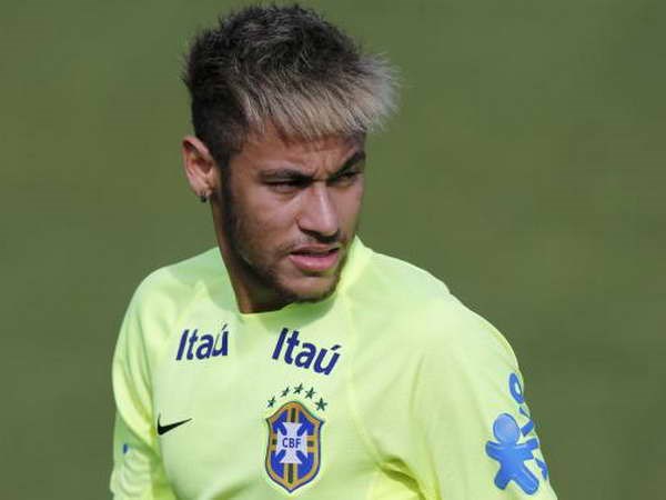Bóng đá quốc tế tối 26/10: Barcelona cân nhắc việc đem Neymar trở về
