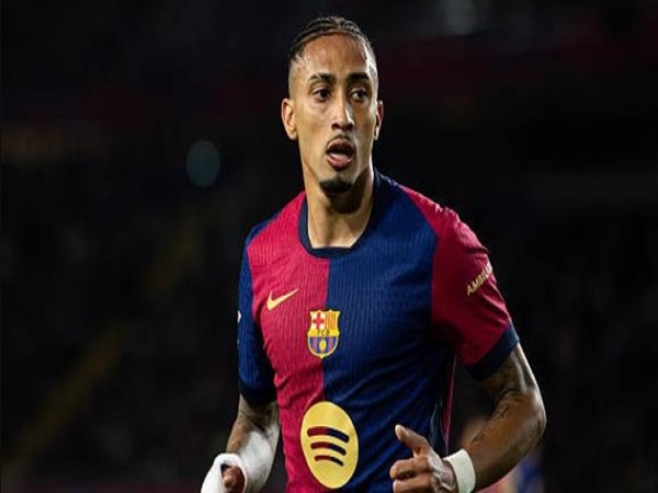 Barcelona gặp khó vì tài chính hạn hẹp