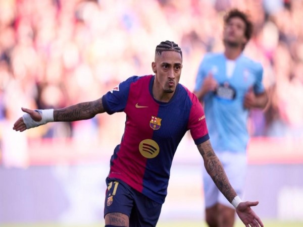 Tin Barca: Raphinha không hài lòng với đề nghị từ Barcelona