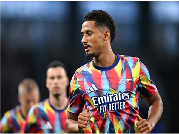 Chuyển nhượng Arsenal: William Saliba gia hạn thêm 5 năm