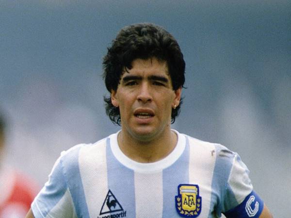 Bàn thắng của Maradona tại ĐTQG Argentina là bao nhiêu?