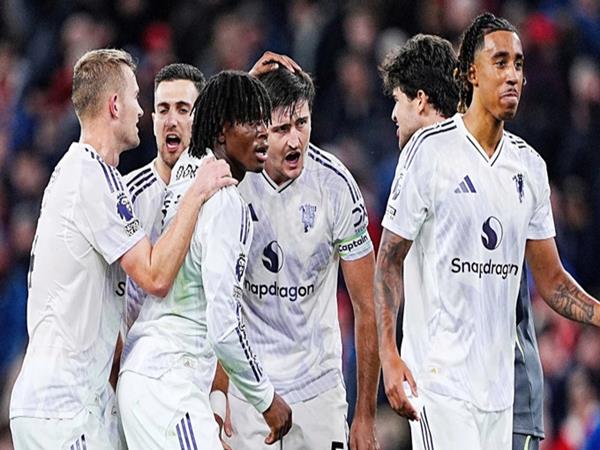Hành trình gian nan của Ruben Amorim tại Old Trafford