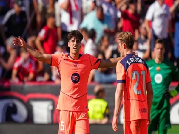 Tin Barcelona: Hansi Flick bị chỉ trích vì chiến thuật sai lầm