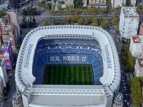 Sân vận động Santiago Bernabéu biểu tượng của Real Madrid