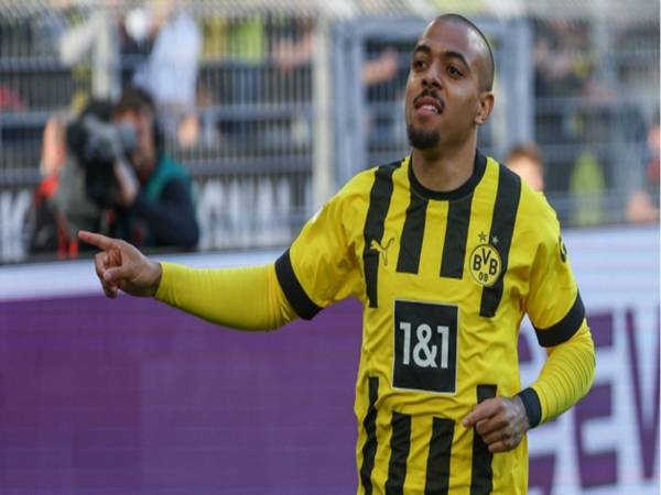 Donyell Malen từng khoác áo những đội bóng nào?