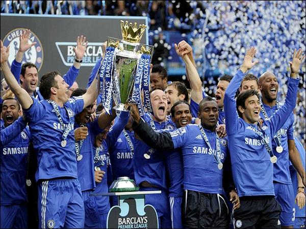 Chelsea vô địch Ngoại Hạng Anh mùa giải 2009/10