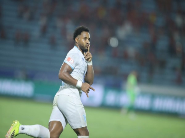 Văn Hậu và Xuân Son hy vọng mới của đội tuyển Việt Nam