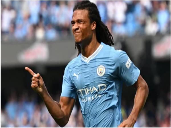Vì sao hậu vệ của Man City được đánh giá cao?